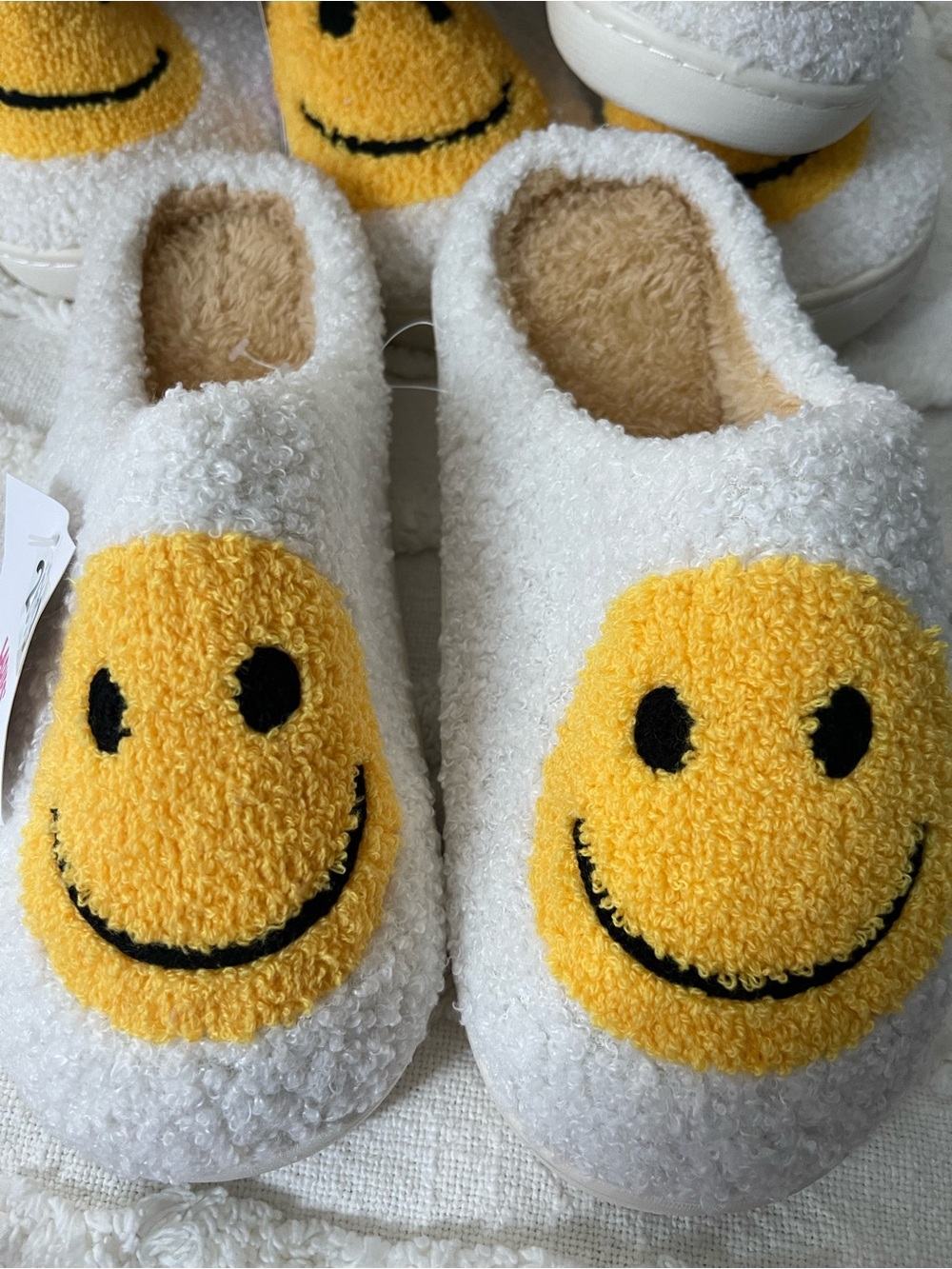Slippers - NWT smiley face ladies slippers